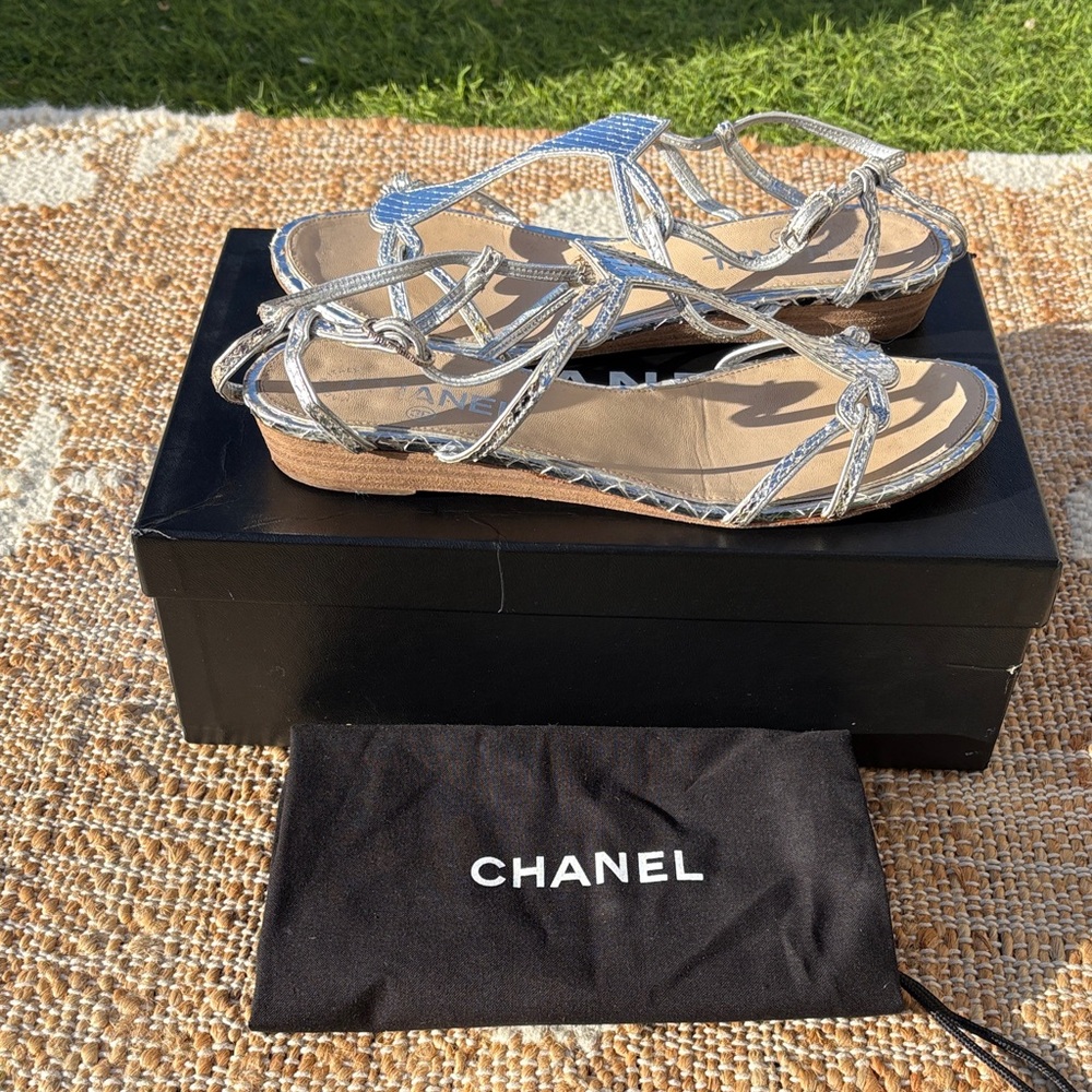 CHANEL Metallic Silver Women's Sandals - Picture 9 of 9